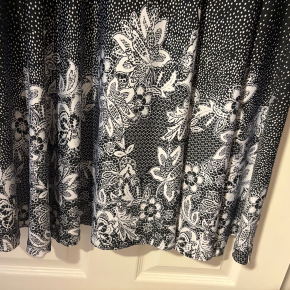 NorthStyle Black and White Floral Midi Dress - Picture 6 of 7